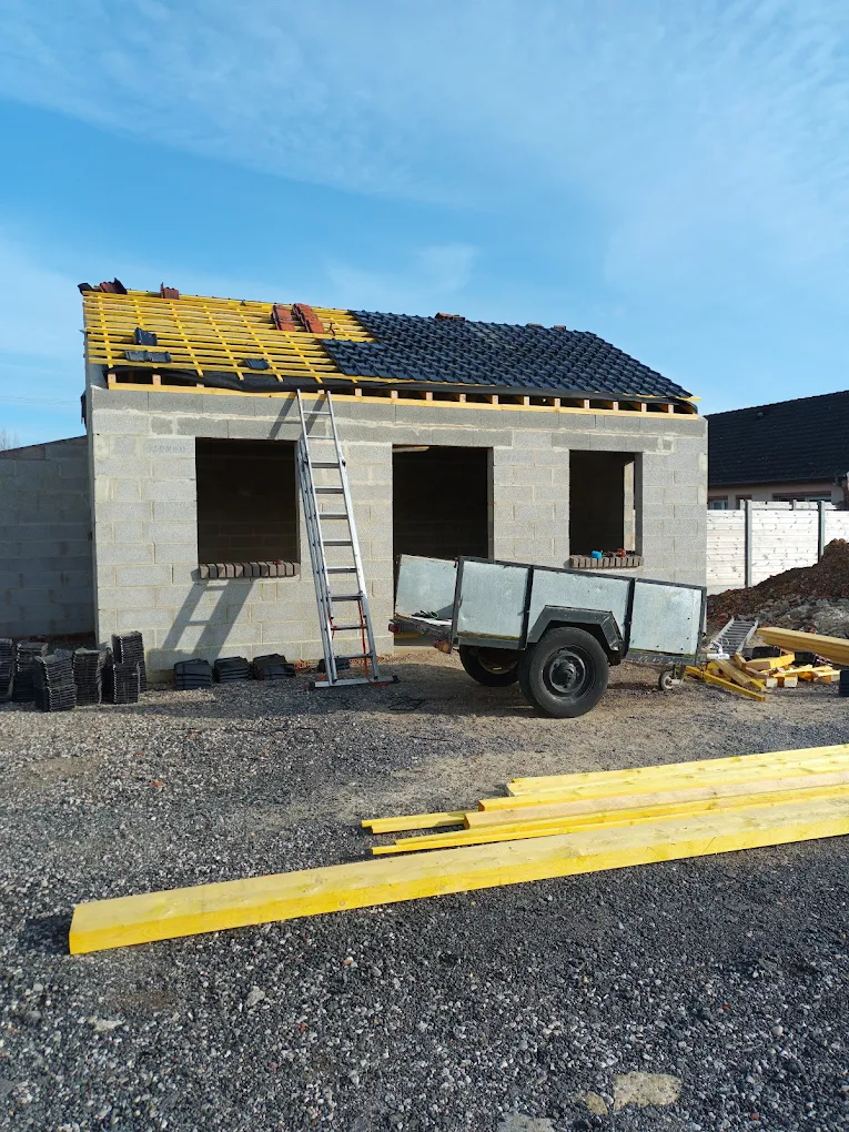 Pose de toiture sur maison neuve, isolation sous-toiture